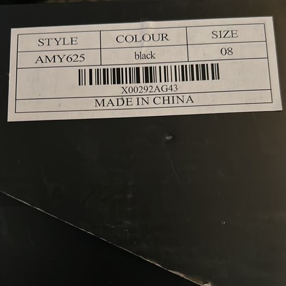 Jousen Milan AMY601 Black Wingtip Dress Shoes NIB - Picture 6 of 6